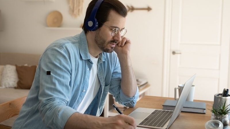 Educação online e empregabilidade: qual é a relação?