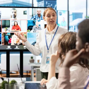 Como organizar eventos online e presenciais de forma mais eficiente 
